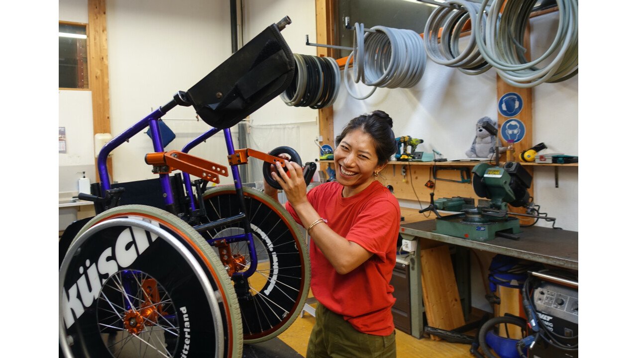 Rollstuhlrecycling: Arbeit die Spass macht!